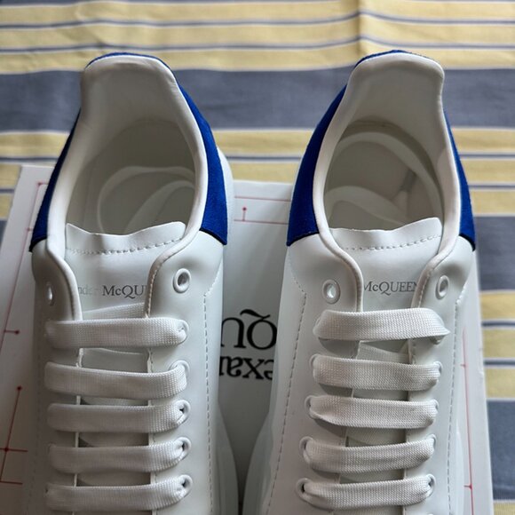 Alexander Mcqueen Oversized Low-Top Sneakers - Picture 3 of 11